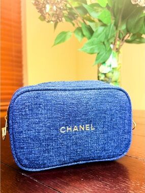 CHANEL Beaute VIP Gift Pouch - Blue Tweed with Gold Hardware